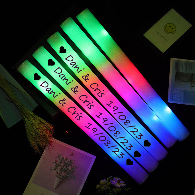 Wedding Supply Bulk - 12/30/60 個 LED グロースティックバルクカラフルな RGB グローフォームスティック応援チューブダークライトクリスマス誕生日ウェディングパーティー用品